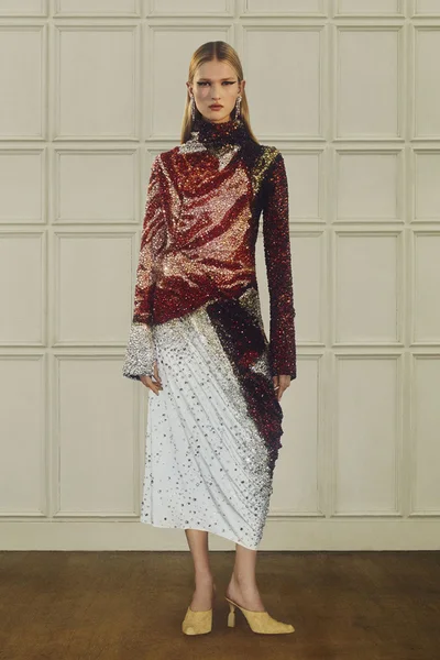 Look 30